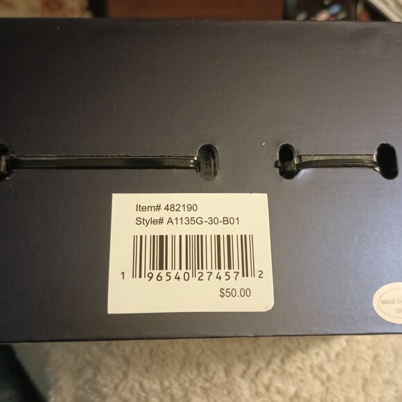 Jessica Carlyle casual watch and Hair Clip set. - Picture 2 of 2